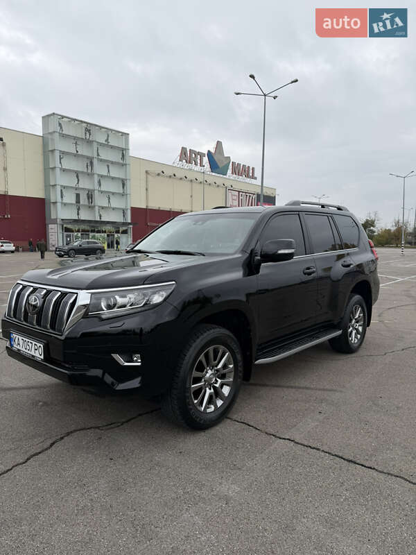 Внедорожник / Кроссовер Toyota Land Cruiser Prado 2019 в Киеве фото 5 Внедорожник / Кроссовер Toyota Land Cruiser Prado 2019 в Киеве