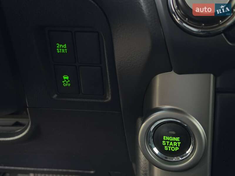 Внедорожник / Кроссовер Toyota Land Cruiser Prado 2012 в Харькове фото 30 Внедорожник / Кроссовер Toyota Land Cruiser Prado 2012 в Харькове