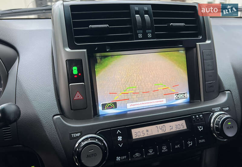 Внедорожник / Кроссовер Toyota Land Cruiser Prado 2010 в Киеве