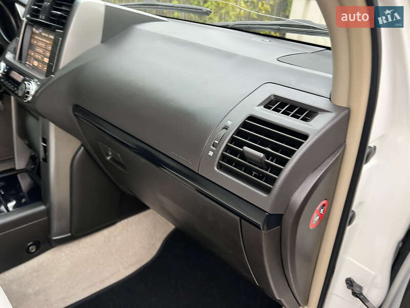 Внедорожник / Кроссовер Toyota Land Cruiser Prado 2010 в Киеве