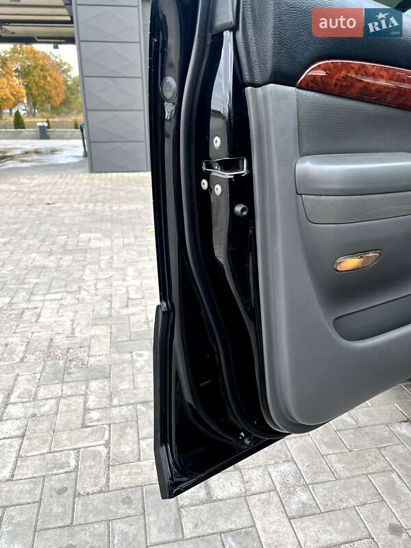 Позашляховик / Кросовер Toyota Land Cruiser Prado 2005 в Дніпрі