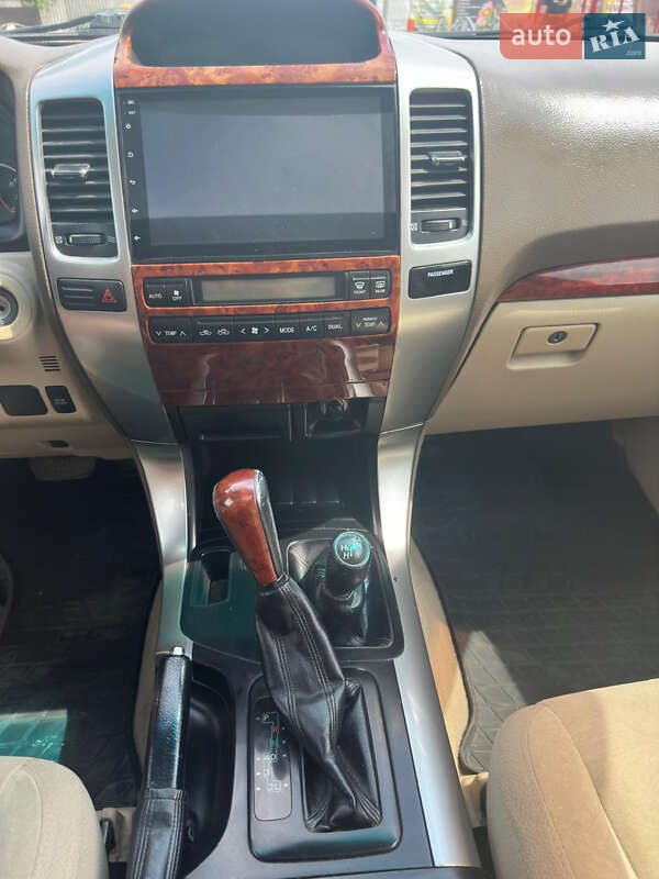 Внедорожник / Кроссовер Toyota Land Cruiser Prado 2007 в Харькове