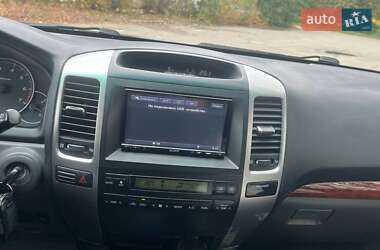 Внедорожник / Кроссовер Toyota Land Cruiser Prado 2006 в 