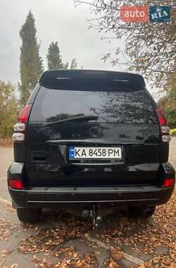 Внедорожник / Кроссовер Toyota Land Cruiser Prado 2006 в 