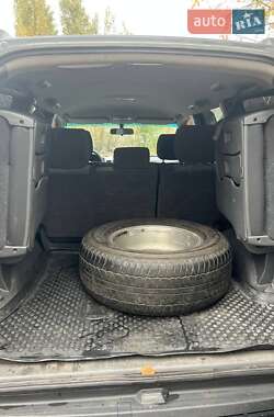 Внедорожник / Кроссовер Toyota Land Cruiser Prado 2006 в 