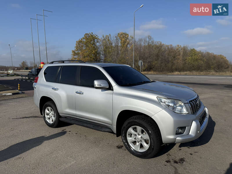 Внедорожник / Кроссовер Toyota Land Cruiser Prado 2010 в Харькове фото 10 Внедорожник / Кроссовер Toyota Land Cruiser Prado 2010 в Харькове