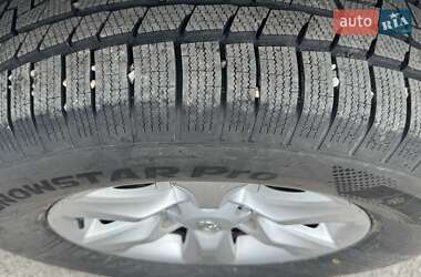 Внедорожник / Кроссовер Toyota Land Cruiser Prado 2012 в 