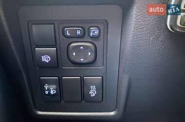 Внедорожник / Кроссовер Toyota Land Cruiser Prado 2017 в 