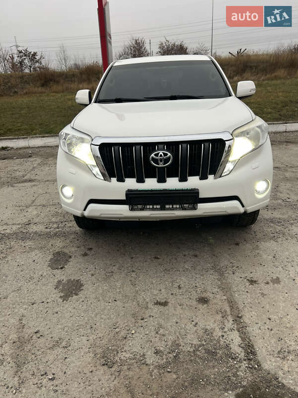 Внедорожник / Кроссовер Toyota Land Cruiser Prado 2014 в Харькове