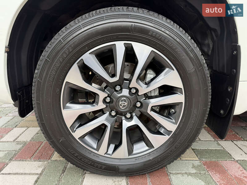 Позашляховик / Кросовер Toyota Land Cruiser Prado 2022 в Запоріжжі