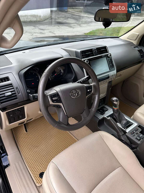 Внедорожник / Кроссовер Toyota Land Cruiser Prado 2018 в Харькове