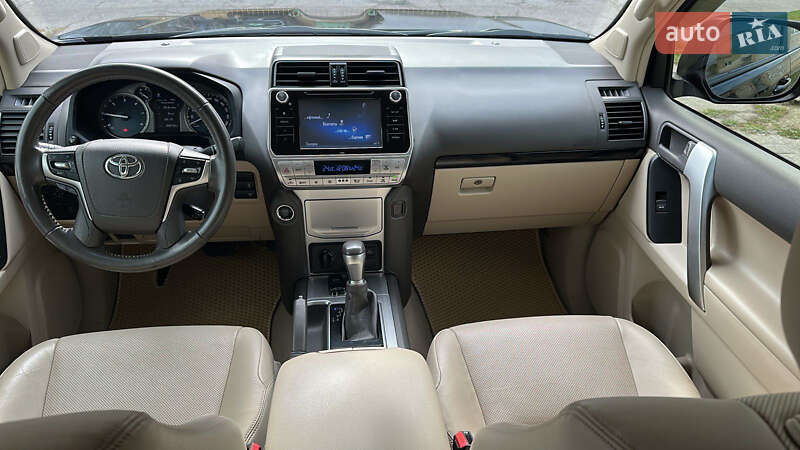 Внедорожник / Кроссовер Toyota Land Cruiser Prado 2018 в Харькове