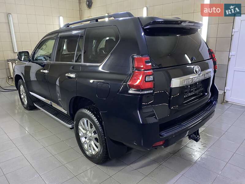 Позашляховик / Кросовер Toyota Land Cruiser Prado 2019 в Умані фото 12 Позашляховик / Кросовер Toyota Land Cruiser Prado 2019 в Умані