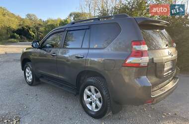 Внедорожник / Кроссовер Toyota Land Cruiser Prado 2013 в 