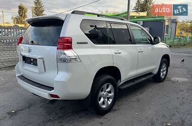 Внедорожник / Кроссовер Toyota Land Cruiser Prado 2012 в 