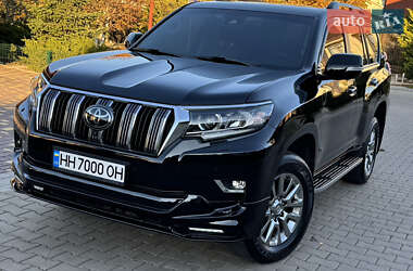 Внедорожник / Кроссовер Toyota Land Cruiser Prado 2020 в 