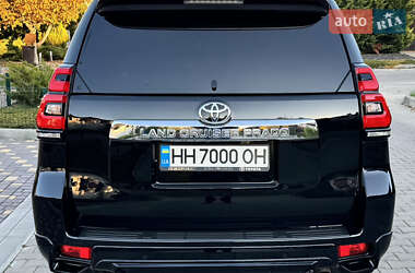 Внедорожник / Кроссовер Toyota Land Cruiser Prado 2020 в 