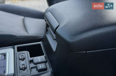 Внедорожник / Кроссовер Toyota Land Cruiser Prado 2020 в 