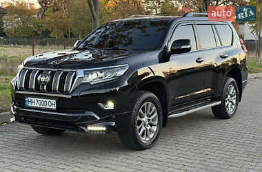 Внедорожник / Кроссовер Toyota Land Cruiser Prado 2020 в 