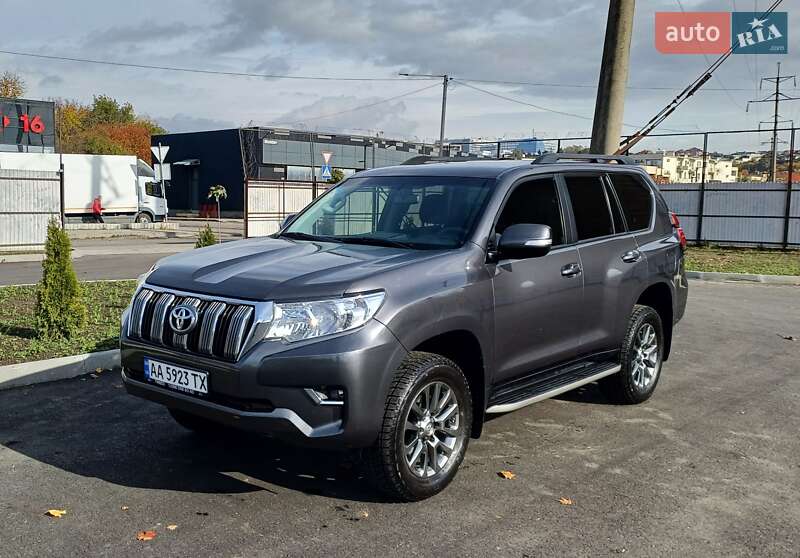 Внедорожник / Кроссовер Toyota Land Cruiser Prado 2019 в Ужгороде фото 4 Внедорожник / Кроссовер Toyota Land Cruiser Prado 2019 в Ужгороде
