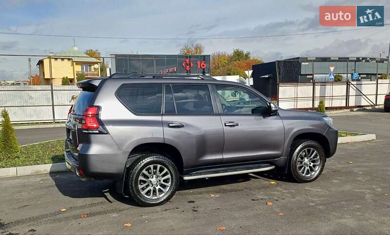 Внедорожник / Кроссовер Toyota Land Cruiser Prado 2019 в Ужгороде фото 10 Внедорожник / Кроссовер Toyota Land Cruiser Prado 2019 в Ужгороде