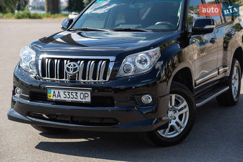 Внедорожник / Кроссовер Toyota Land Cruiser Prado 2011 в Киеве