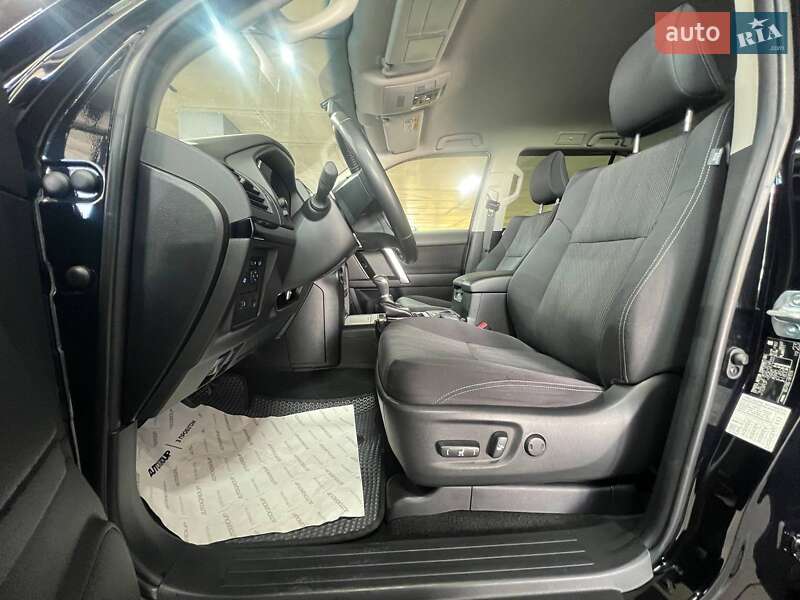 Внедорожник / Кроссовер Toyota Land Cruiser Prado 2022 в Одессе