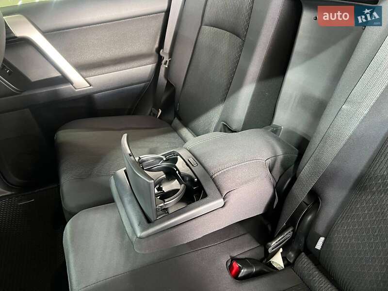 Внедорожник / Кроссовер Toyota Land Cruiser Prado 2022 в Одессе