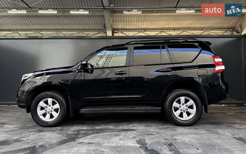 Внедорожник / Кроссовер Toyota Land Cruiser Prado 2017 в Киеве фото 3 Внедорожник / Кроссовер Toyota Land Cruiser Prado 2017 в Киеве
