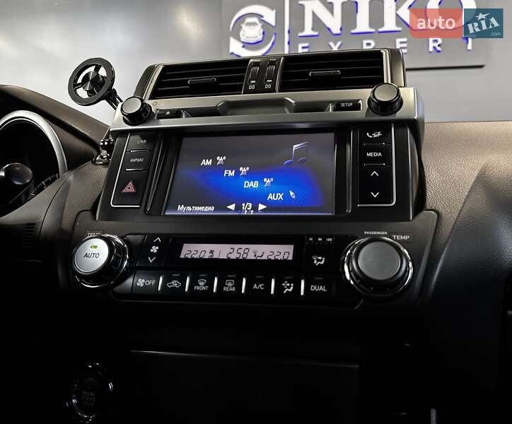 Внедорожник / Кроссовер Toyota Land Cruiser Prado 2017 в Киеве фото 29 Внедорожник / Кроссовер Toyota Land Cruiser Prado 2017 в Киеве