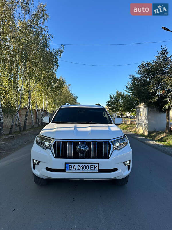 Внедорожник / Кроссовер Toyota Land Cruiser Prado 2019 в Виноградове