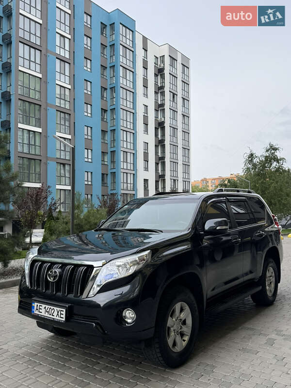 Позашляховик / Кросовер Toyota Land Cruiser Prado 2015 в Дніпрі фото 3 Позашляховик / Кросовер Toyota Land Cruiser Prado 2015 в Дніпрі