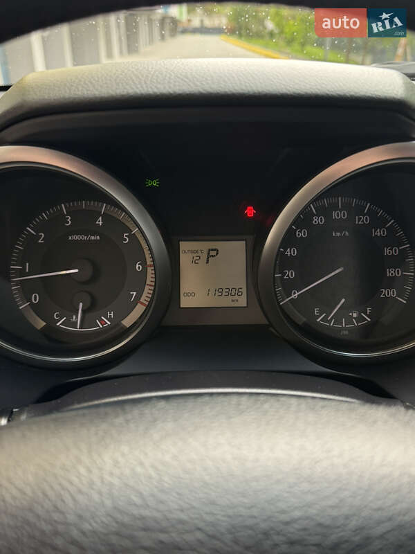 Позашляховик / Кросовер Toyota Land Cruiser Prado 2015 в Дніпрі фото 12 Позашляховик / Кросовер Toyota Land Cruiser Prado 2015 в Дніпрі