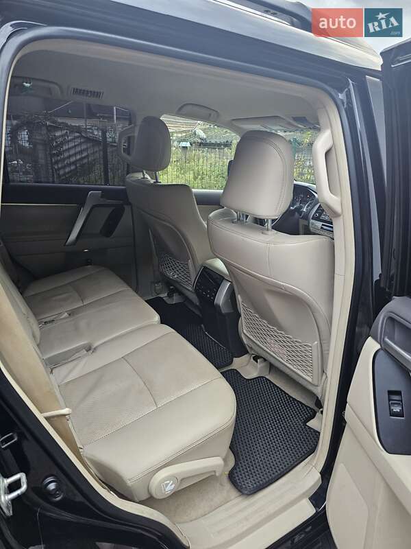 Внедорожник / Кроссовер Toyota Land Cruiser Prado 2021 в Прилуках