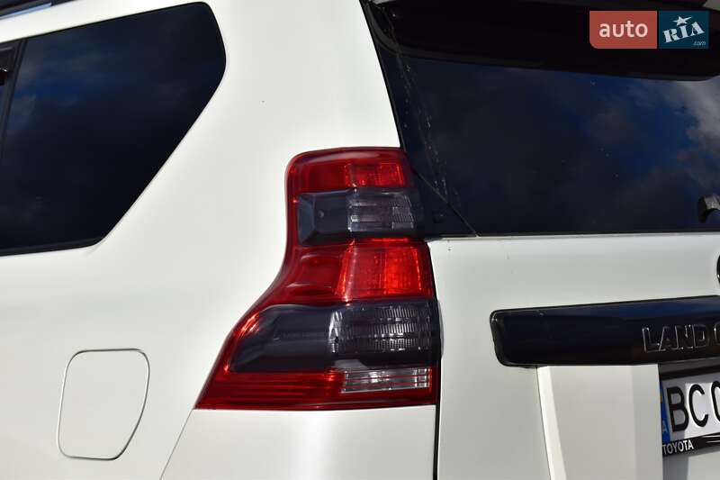 Внедорожник / Кроссовер Toyota Land Cruiser Prado 2014 в Дрогобыче фото 33 Внедорожник / Кроссовер Toyota Land Cruiser Prado 2014 в Дрогобыче