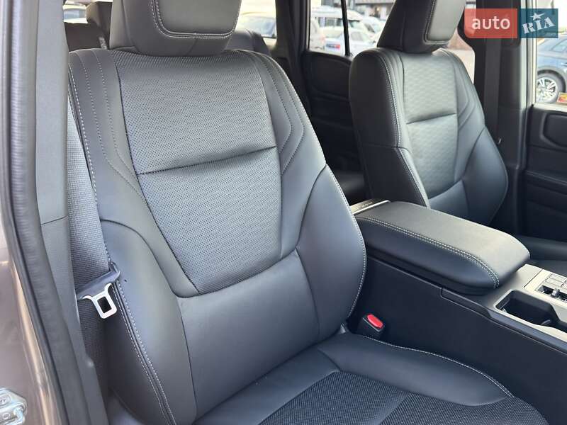 Внедорожник / Кроссовер Toyota Land Cruiser Prado 2025 в Ровно фото 42 Внедорожник / Кроссовер Toyota Land Cruiser Prado 2025 в Ровно