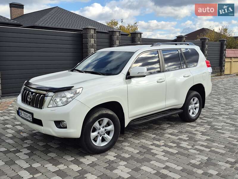 Toyota Land Cruiser Prado 2013