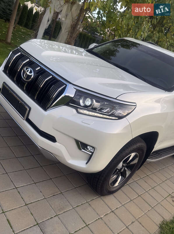 Внедорожник / Кроссовер Toyota Land Cruiser Prado 2022 в Черкассах фото 12 Внедорожник / Кроссовер Toyota Land Cruiser Prado 2022 в Черкассах