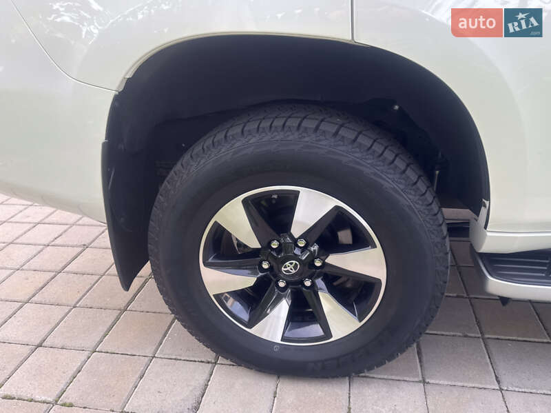 Внедорожник / Кроссовер Toyota Land Cruiser Prado 2022 в Черкассах фото 37 Внедорожник / Кроссовер Toyota Land Cruiser Prado 2022 в Черкассах