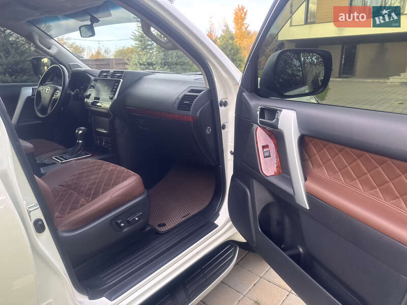 Внедорожник / Кроссовер Toyota Land Cruiser Prado 2022 в Черкассах фото 71 Внедорожник / Кроссовер Toyota Land Cruiser Prado 2022 в Черкассах