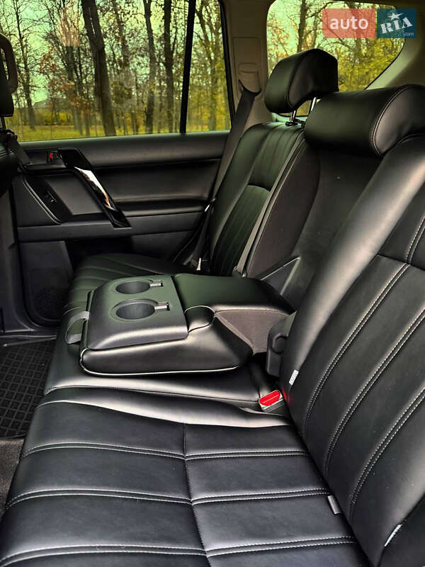 Внедорожник / Кроссовер Toyota Land Cruiser Prado 2019 в Кропивницком фото 21 Внедорожник / Кроссовер Toyota Land Cruiser Prado 2019 в Кропивницком