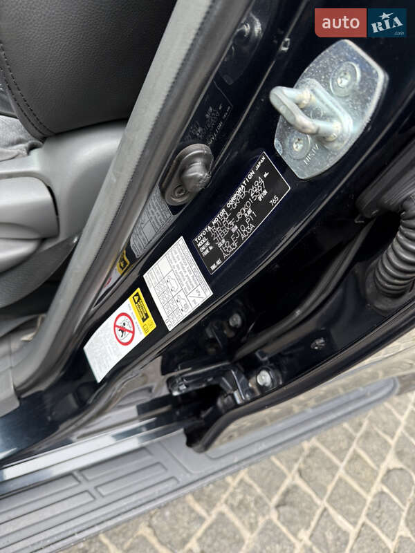 Внедорожник / Кроссовер Toyota Land Cruiser Prado 2010 в Днепре