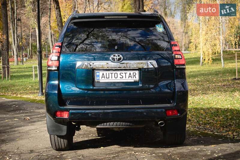 Позашляховик / Кросовер Toyota Land Cruiser Prado 2017 в Києві фото 15 Позашляховик / Кросовер Toyota Land Cruiser Prado 2017 в Києві