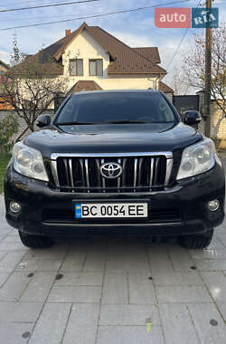 Позашляховик / Кросовер Toyota Land Cruiser Prado 2013 в Львові
