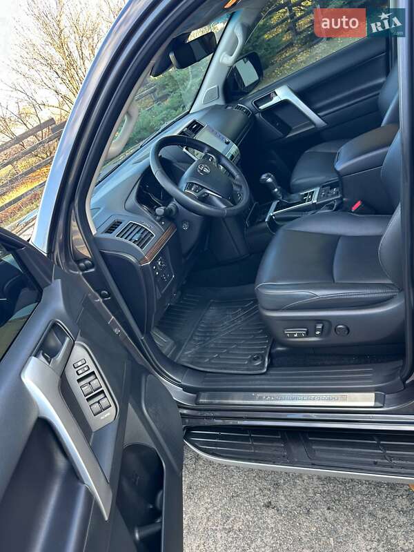 Внедорожник / Кроссовер Toyota Land Cruiser Prado 2023 в Днепре