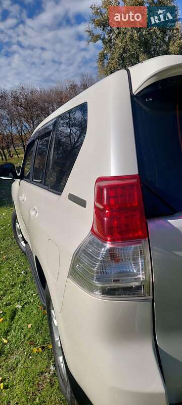 Внедорожник / Кроссовер Toyota Land Cruiser Prado 2010 в Рени