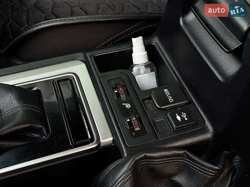Внедорожник / Кроссовер Toyota Land Cruiser Prado 2018 в Киеве фото 17 Внедорожник / Кроссовер Toyota Land Cruiser Prado 2018 в Киеве
