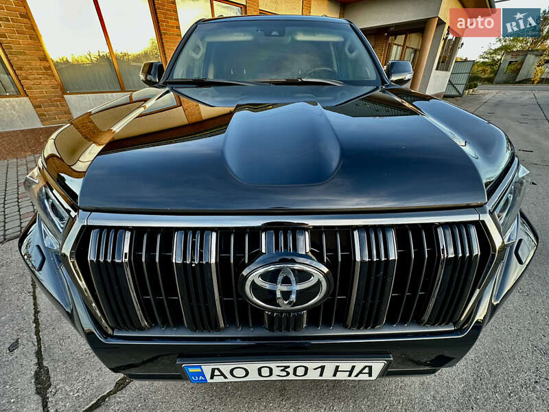 Позашляховик / Кросовер Toyota Land Cruiser Prado 2020 в Мукачевому