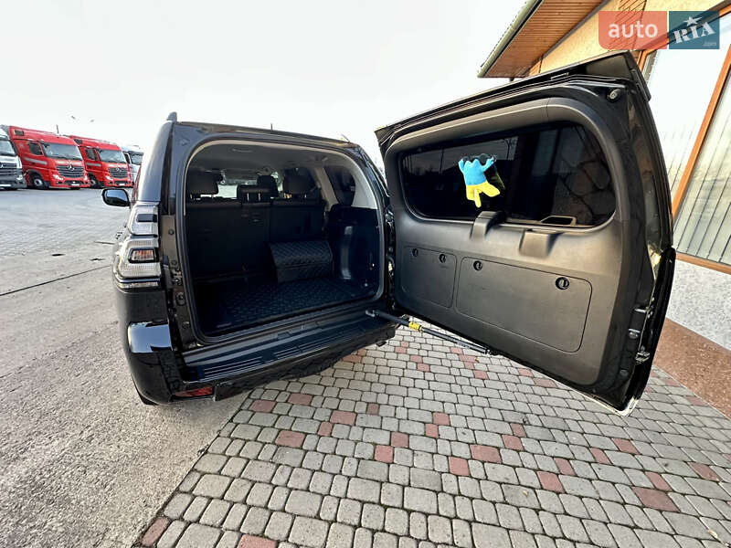 Позашляховик / Кросовер Toyota Land Cruiser Prado 2020 в Мукачевому