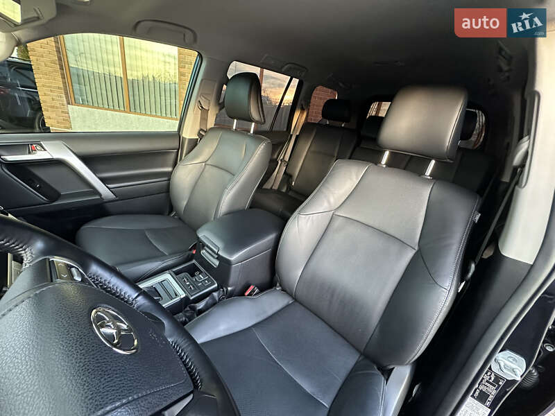 Позашляховик / Кросовер Toyota Land Cruiser Prado 2020 в Мукачевому